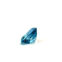 Load image into Gallery viewer, Aquamarine Brazil 8.7 carat
