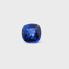 Load and play video in Gallery viewer, Blue sapphire Ceylon 9.50 carat
