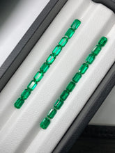 Load image into Gallery viewer, Colombian Emerald - 12.24cts / Octagon