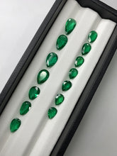 Load and play video in Gallery viewer, Colombian Emerald - 8.88cts / Pear