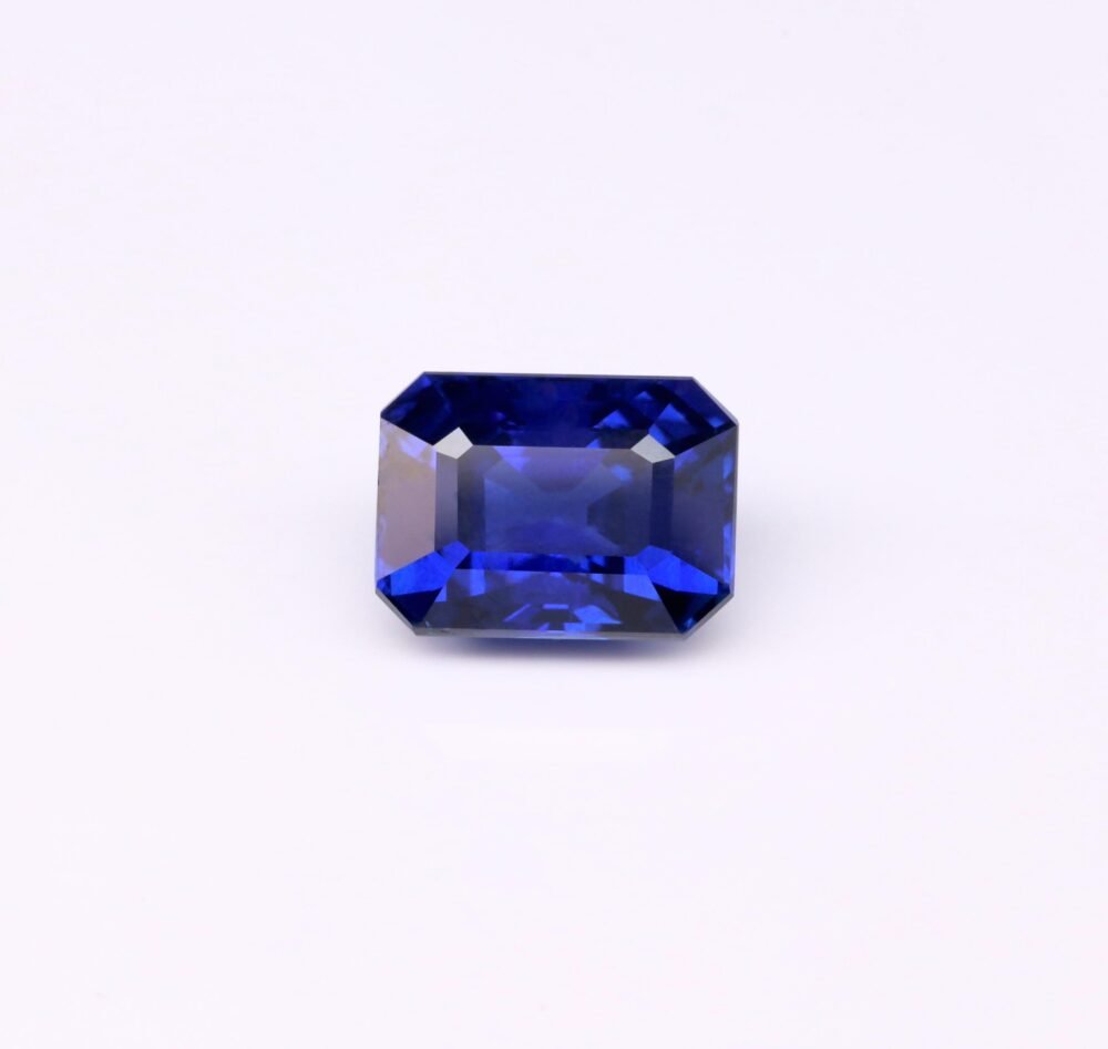 NATURAL Ceylon Blue Sapphire 4.22 carats